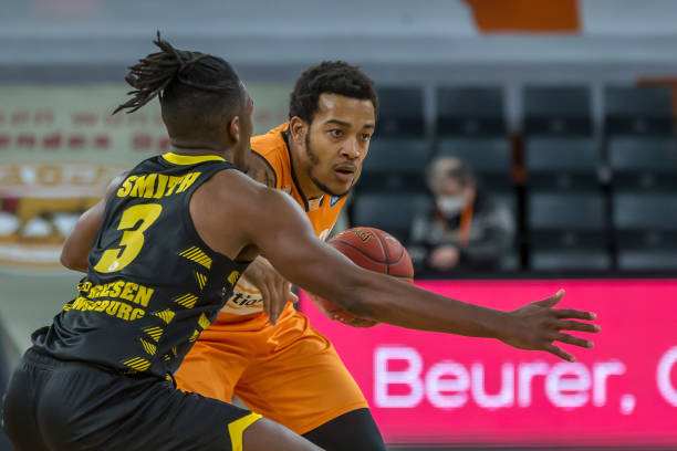 密切相关 密切相关