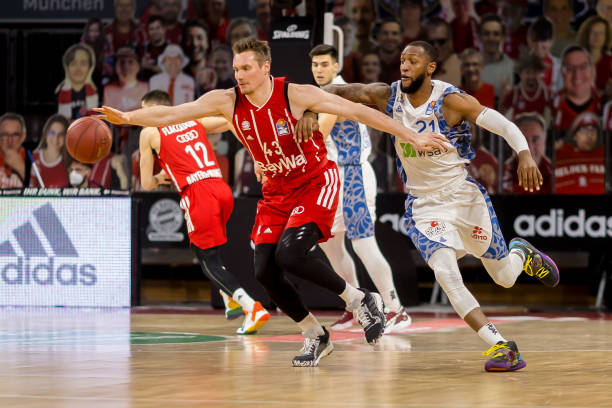 在半场便1 在半场便1