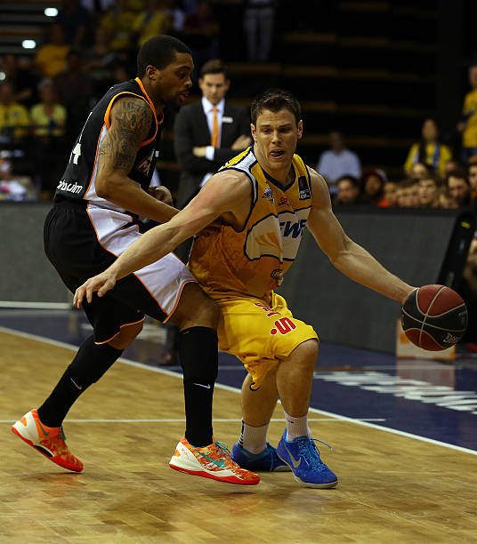 有的控球能 有的控球能